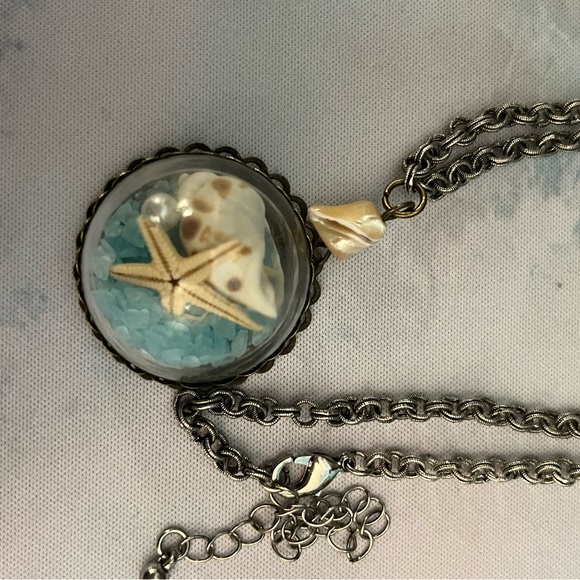 Shell & Sand Necklace - Picture 4 of 4